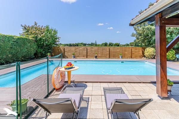 Maison à vendre 468 000 € Blanquefort 6 p 137 m² DPE D