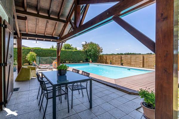 Maison à vendre 468 000 € Blanquefort 6 p 137 m² DPE D