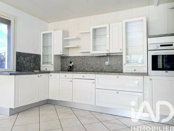 Maison à vendre 4 pièces 91 m² Brignoles