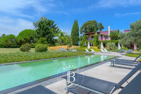 La Londe-les-Maures, Maison 11 Chambres -  500 m² à vendre