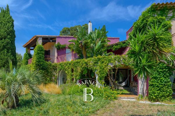 La Londe-les-Maures, Maison 11 Chambres -  500 m² à vendre