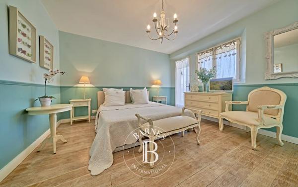 La Londe-les-Maures, Maison 11 Chambres -  500 m² à vendre