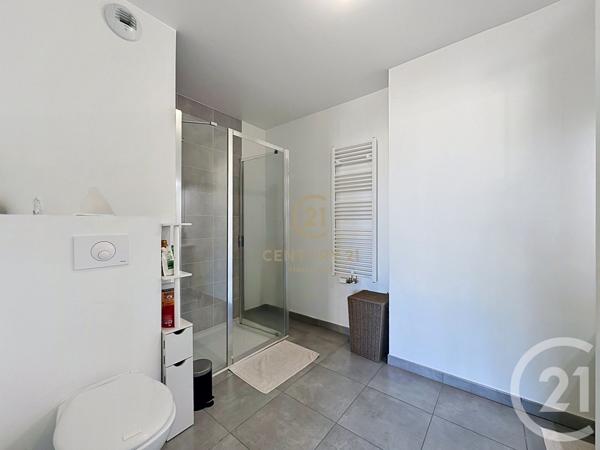 Appartement Studio à vendre  1 pièce - 26,38 m 2   LYON  - 69008