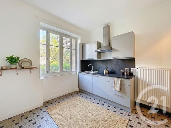 Appartement Studio à vendre  1 pièce - 26,38 m 2   LYON  - 69008