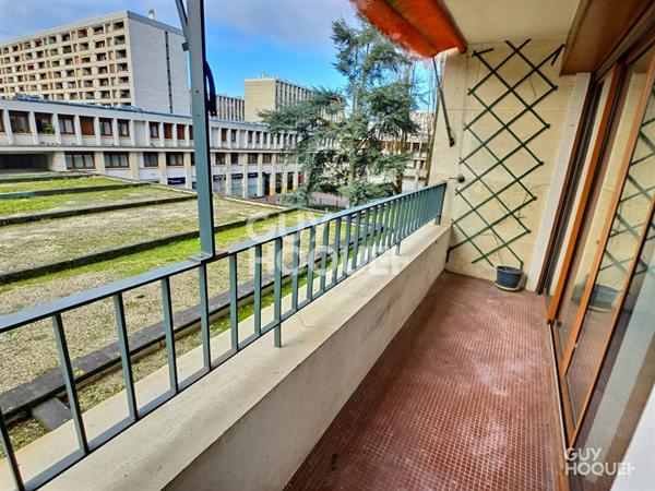 APPARTEMENT 4 PIÈCES 72 m² TRAVERSANT AVEC BALCON + CAVE