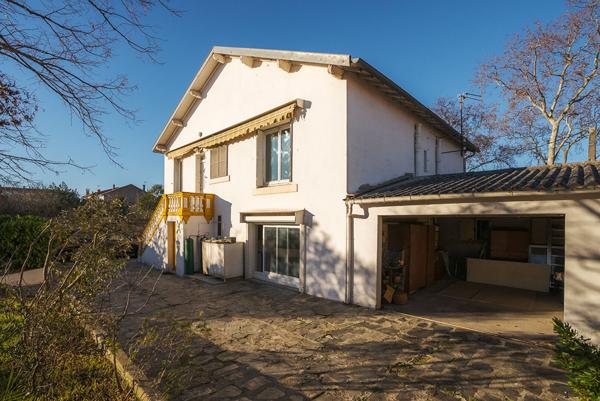 CARCASSONNE – QUATRE CHEMINS Villa T6 208m² (147m² hab.) avec garage, jardin, sur une parcelle de 1135m²