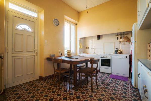 CARCASSONNE – QUATRE CHEMINS Villa T6 208m² (147m² hab.) avec garage, jardin, sur une parcelle de 1135m²