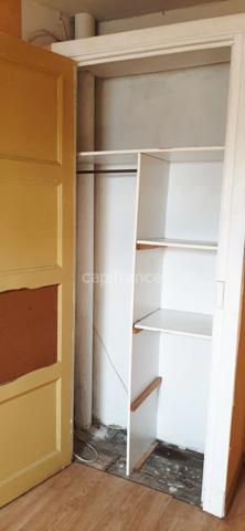 Dpt Sarthe (72), à vendre LUCHE PRINGE Appartement T3 de 64 m² - Terrain de 195,00 m² avec jardinet