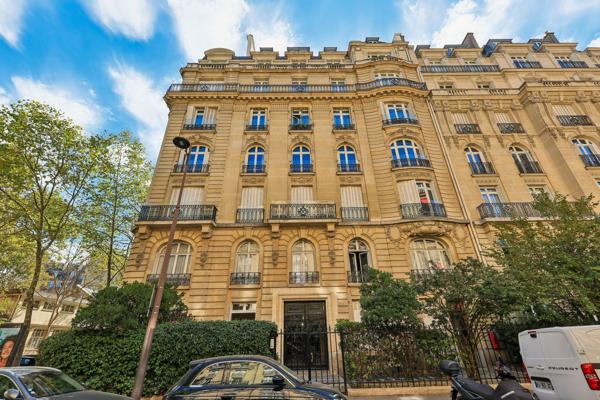 Vente Appartement de luxe Paris 7 6 Pièces 176 m²