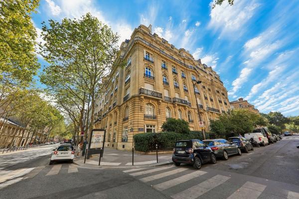 Vente Appartement de luxe Paris 7 6 Pièces 176 m²
