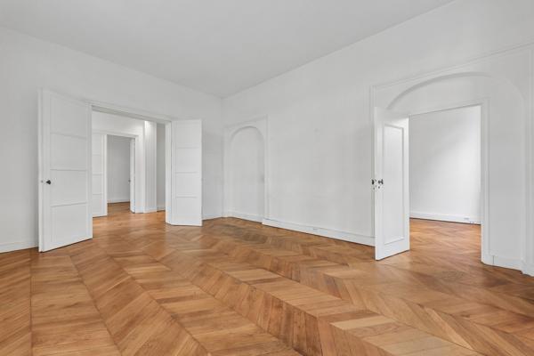 Vente Appartement de luxe Paris 7 6 Pièces 176 m²