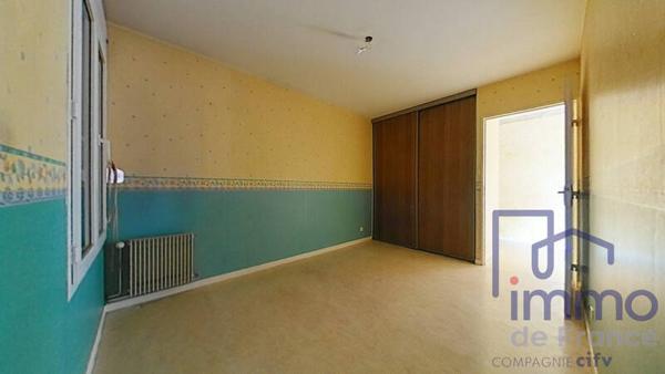 Appartement 5 pièces                                        - 42400 Saint-Chamond Réf : 2857-CIFVFOREZVELAY