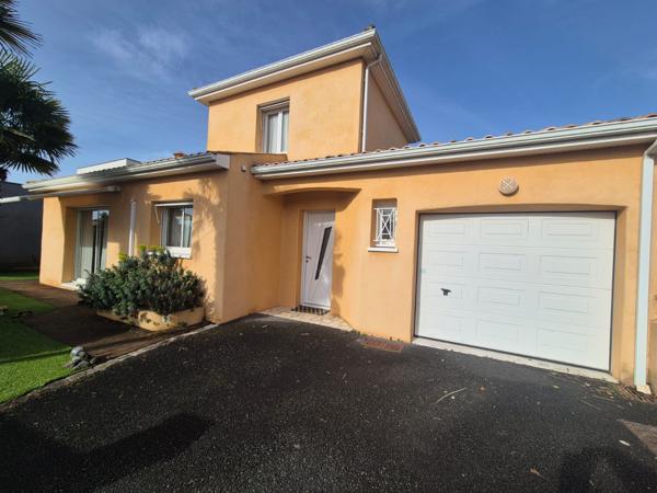 Maison 4 pièce(s) 3 chambre(s) 97 m²