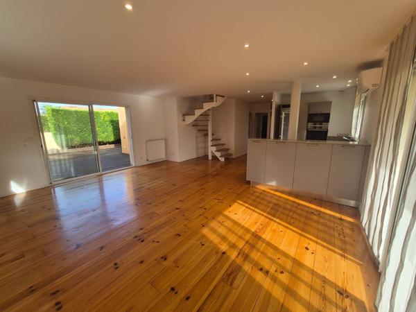 Maison 4 pièce(s) 3 chambre(s) 97 m²