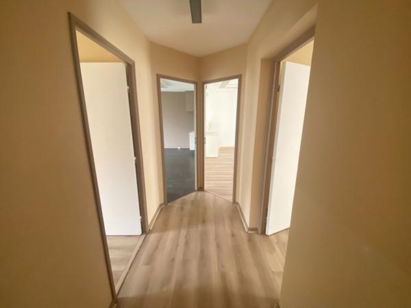 Appartement Dijon 4 pièce(s) 81.08 m2 + place de parking + cave