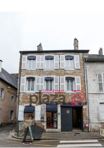 Maison de ville 12 pièces 334 m2