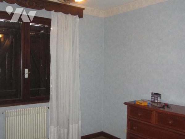 VILLA PLAIN-PIED avec GARAGE et JARDIN proche des commodités