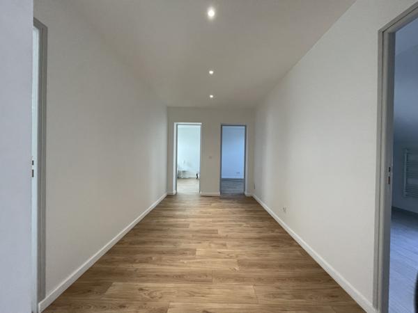 Forges-les-Bains (91470) Grange en pierres aménagée en 2024