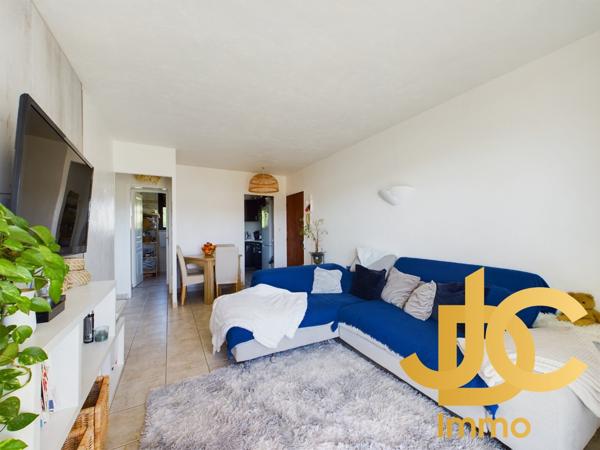 Appartement à ROCHEVILLE (06110)