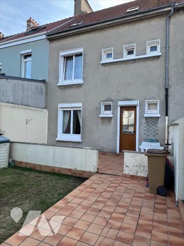 Nouveauté en exclusivité sur OUTREAU ( Pas-de-calais 62 ) jolie maison à vendre