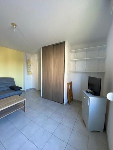 Studio meublé - 25.3m²