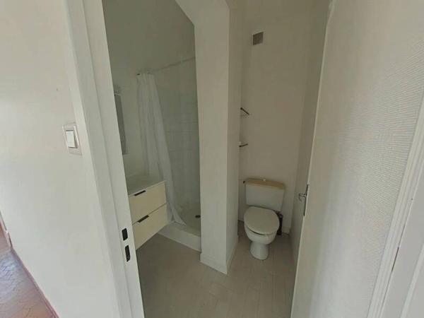 Appartement 1 pièce                                        - 42420 Lorette Réf : 11905