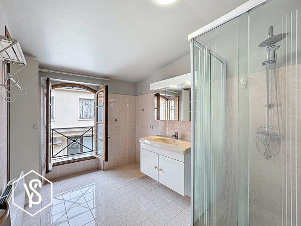 Bourg-Saint-Bernard (31570) "PATIO-VILLAGE"