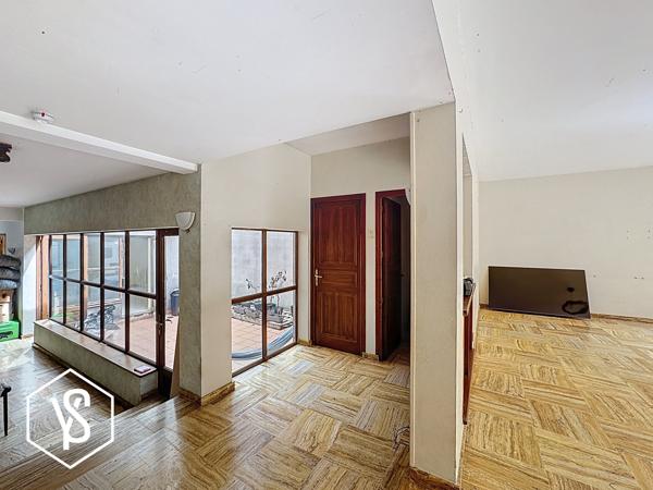 Bourg-Saint-Bernard (31570) "PATIO-VILLAGE"