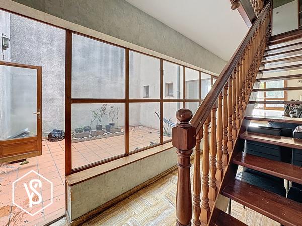 Bourg-Saint-Bernard (31570) "PATIO-VILLAGE"