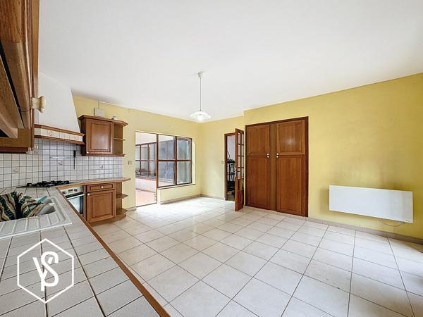 Bourg-Saint-Bernard (31570) "PATIO-VILLAGE"