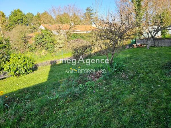 Maison à LA ROCHE-SUR-YON, 85000 - 4 pièces 97m²