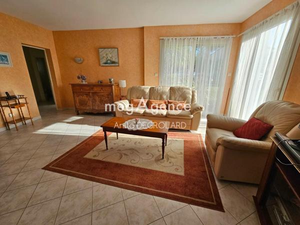 Maison à LA ROCHE-SUR-YON, 85000 - 4 pièces 97m²