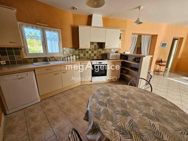 Maison à LA ROCHE-SUR-YON, 85000 - 4 pièces 97m²