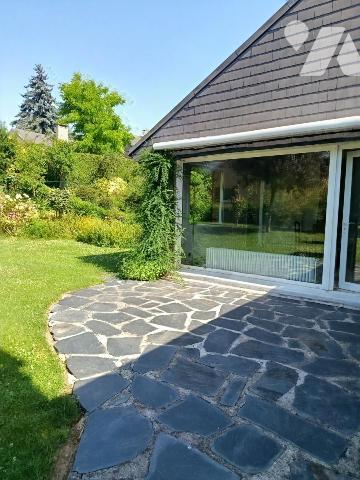 A VENDRE : FAMARS PAVILLON D'ARCHITECTE INDIVIDUEL SEMI PLAIN PIED