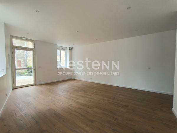 Local commercial à louer en centre ville d'Elven - 42 m2