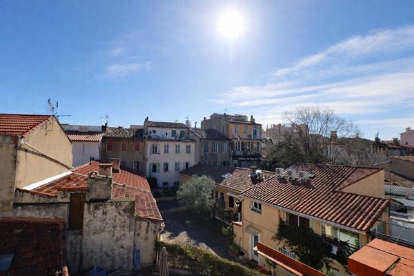 Appartement T3 - 13010 Capelette - dernier étage