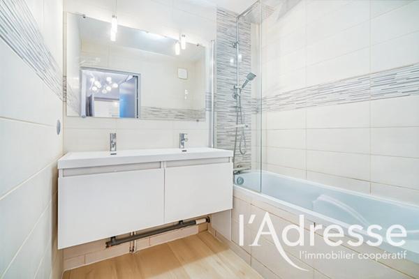Appartement 11e Arrondissement - 3 pièces - 65 m2
