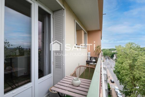 Appartement type 4 de 62 m2 au 7ème étage sur 8 avec ascenseur-balcon-cave en sous-sol.