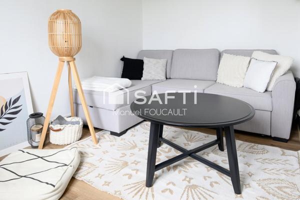 Appartement type 4 de 62 m2 au 7ème étage sur 8 avec ascenseur-balcon-cave en sous-sol.