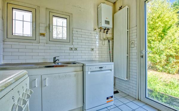 Maison à vendre    4 pièces •  Pessac