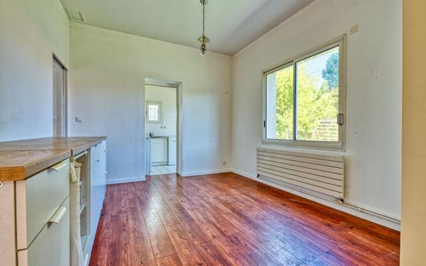 Maison à vendre    4 pièces •  Pessac