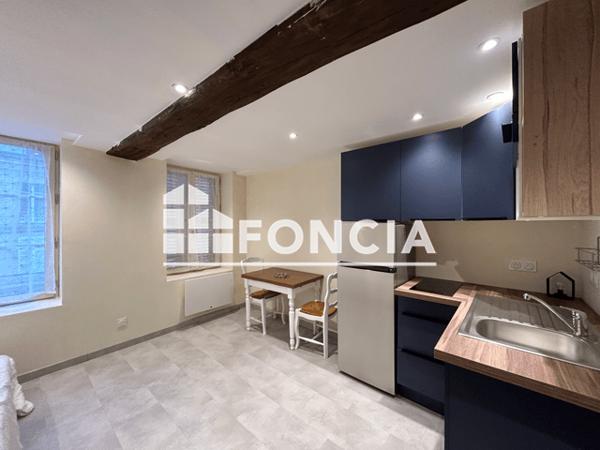 Location Studio meublé 21.18 m² - 6 rue Pierre BEREGOVOY Charleville Mezieres 08000