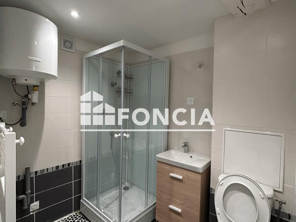 Location Studio meublé 21.18 m² - 6 rue Pierre BEREGOVOY Charleville Mezieres 08000