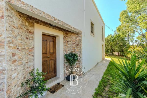 Aix-en-Provence, Maison de ville 4 Chambres -  152 m² à vendre
