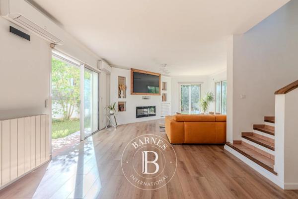 Aix-en-Provence, Maison de ville 4 Chambres -  152 m² à vendre