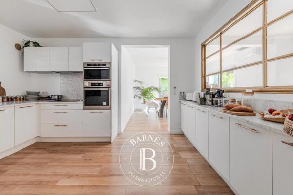 Aix-en-Provence, Maison de ville 4 Chambres -  152 m² à vendre