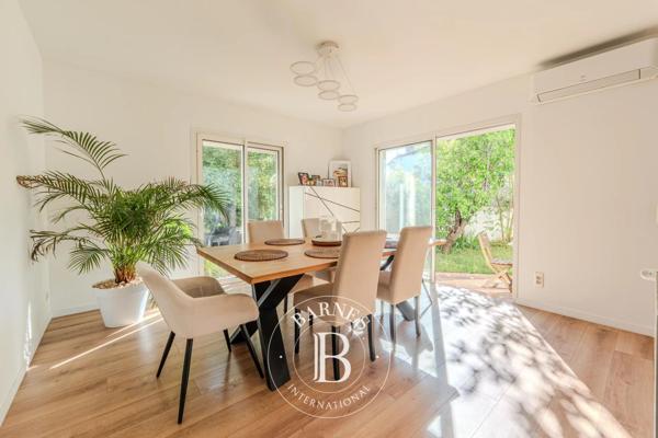 Aix-en-Provence, Maison de ville 4 Chambres -  152 m² à vendre