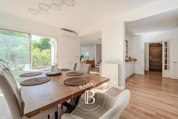 Aix-en-Provence, Maison de ville 4 Chambres -  152 m² à vendre