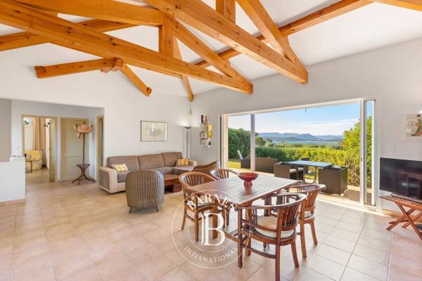 Sainte-Lucie-de-Porto-Vecchio, Villa 3 Chambres -  125 m² à vendre