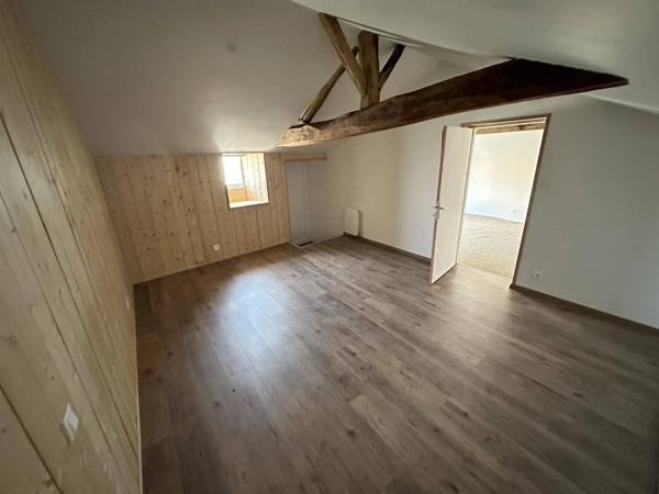 Vente immobilière : Maison à Bressuire  5 pièces 130 m² 157 501 €- GONORD IMMOBILIER.